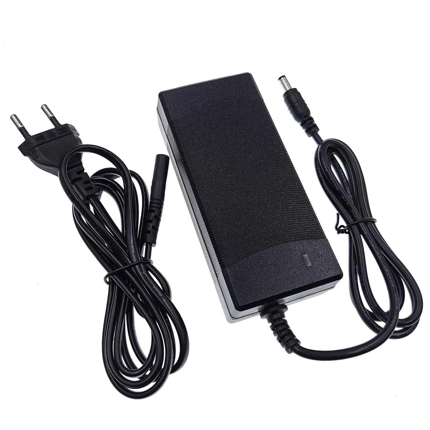 Chargeur de Batterie 36V Universel