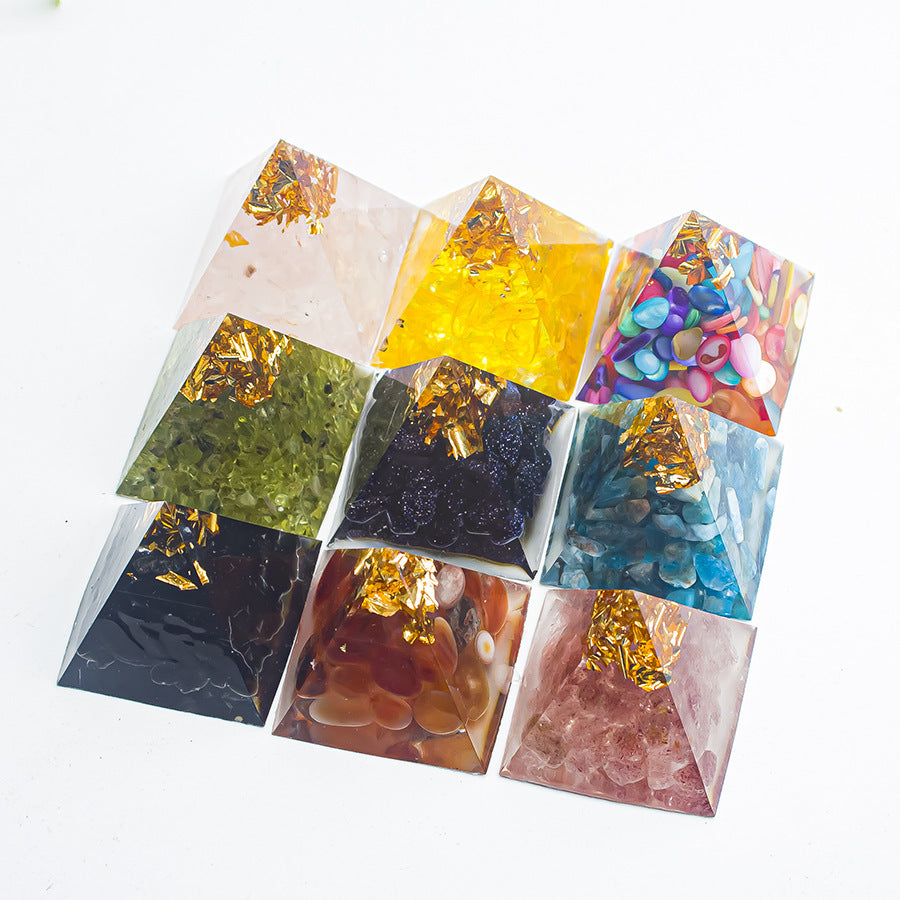 Foreign Trade Amazon Natural Crystal Gravel Glue 3cm Pyramid Home Office Desk Decoration Ornaments Raw Ore