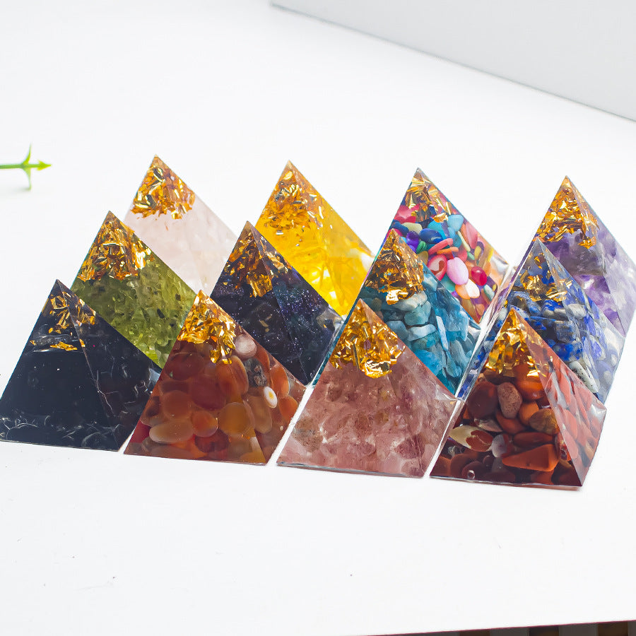 Foreign Trade Amazon Natural Crystal Gravel Glue 3cm Pyramid Home Office Desk Decoration Ornaments Raw Ore