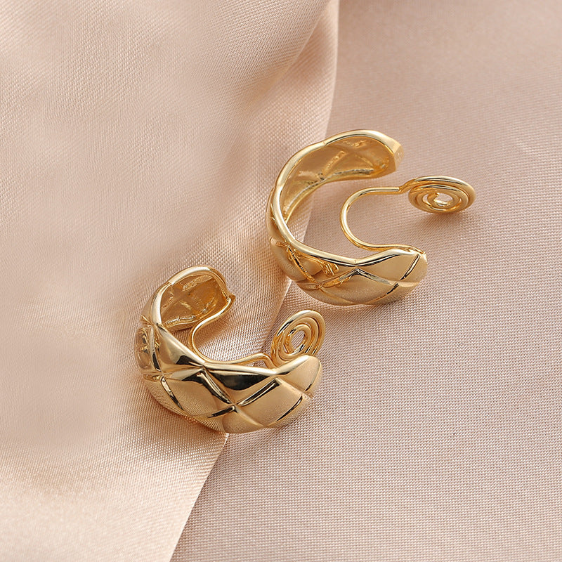 Mosquito-repellent incense plate ear clip no ear hole cold wind earrings earrings simple temperament French check earrings earrings female wholesale